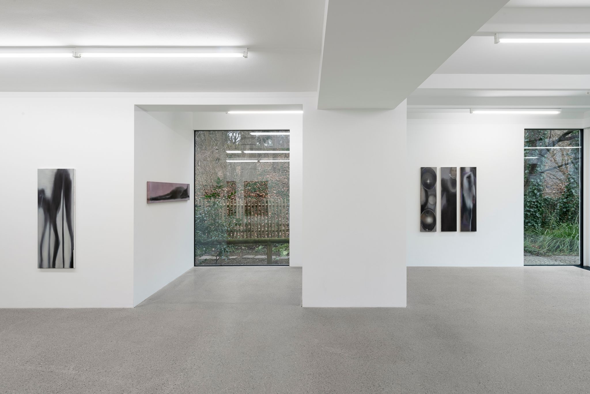 Installation view, Mariann Metsis, Bals des victimes, Deborah Schamoni, 2024