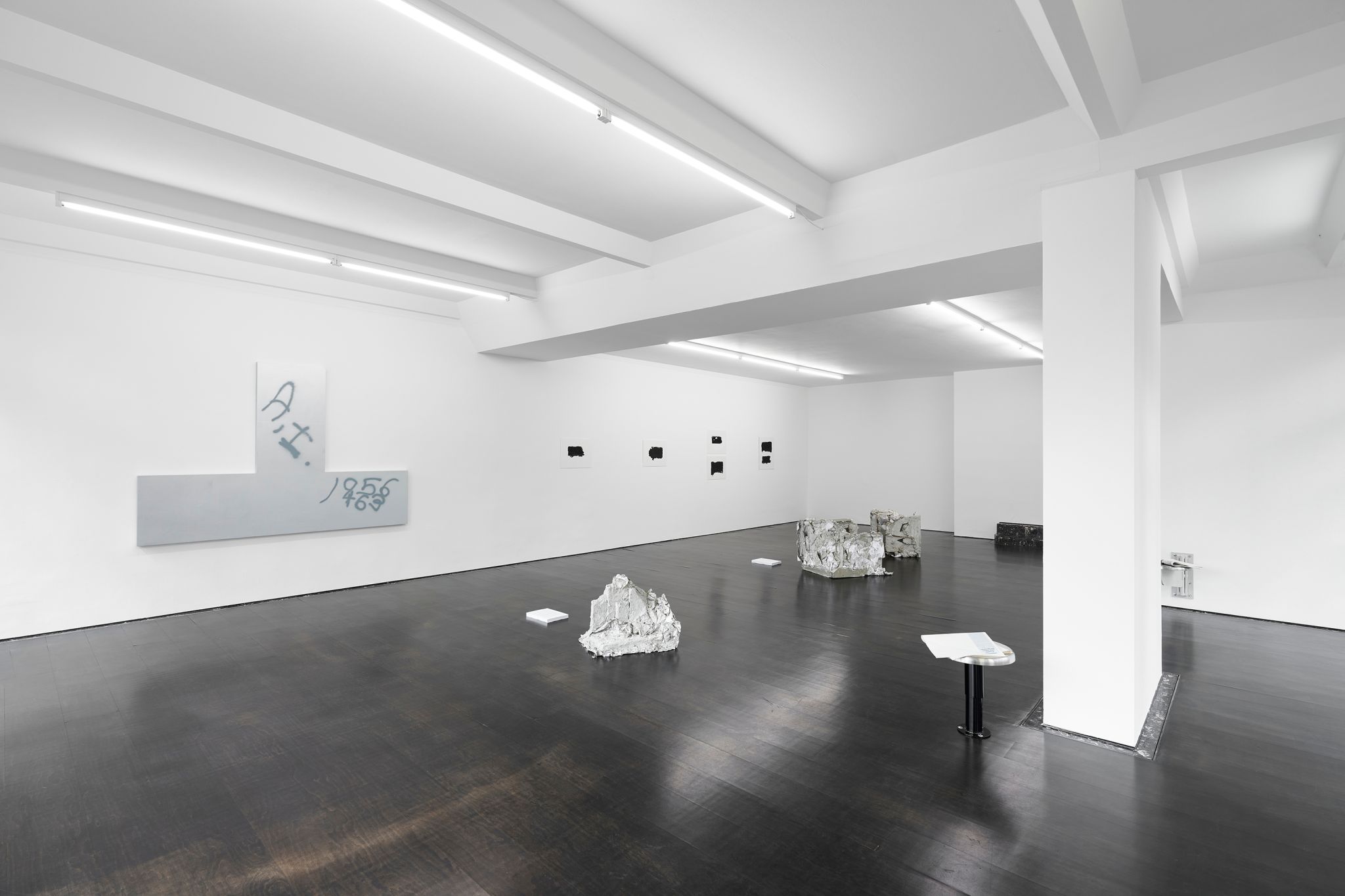 Installation view, Benefit of the Doubt, Deborah Schamoni, 2021