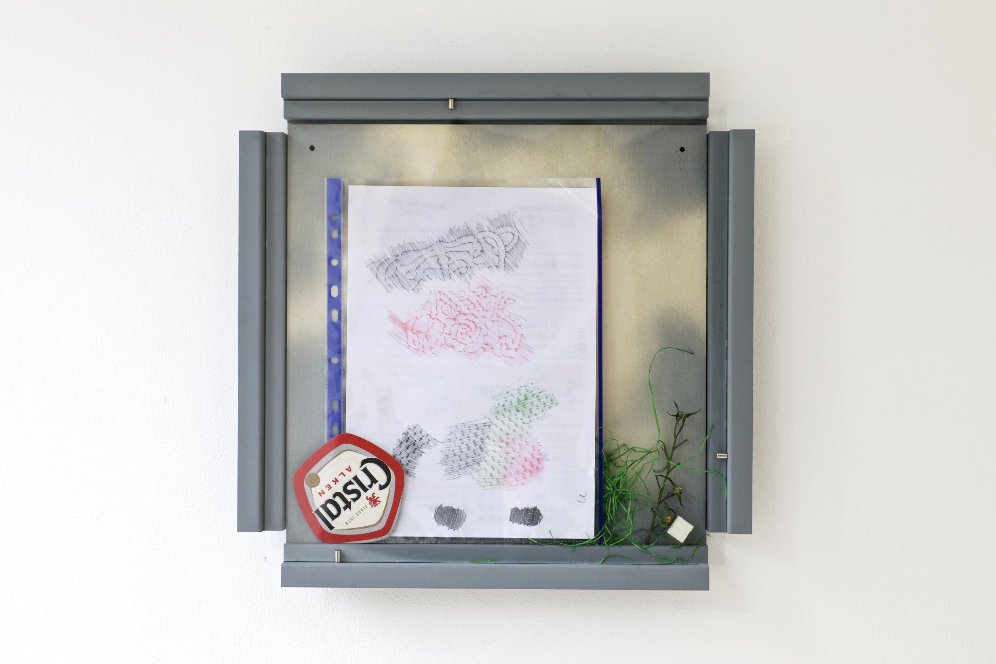 Manfred Pernice, cassette club2, 2015, Magnet, glass, metal, plastic wrap, paper, text, 42 ⁠× ⁠42 ⁠⁠cm