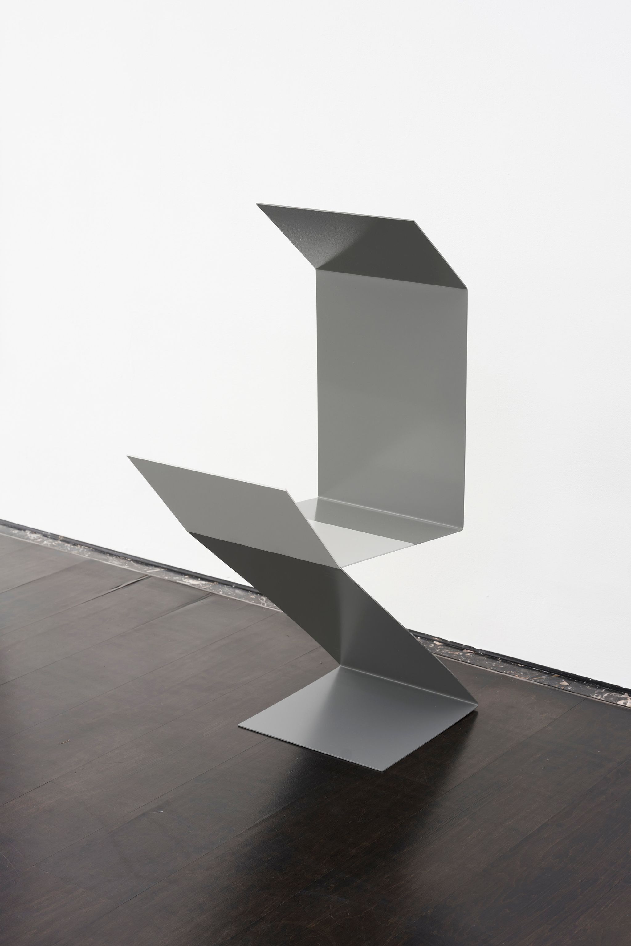 Judith Hopf, Untitled (Laptop Man 5), 2018, Powder-coated steel, 109 ⁠× ⁠35 ⁠× ⁠72 ⁠⁠cm