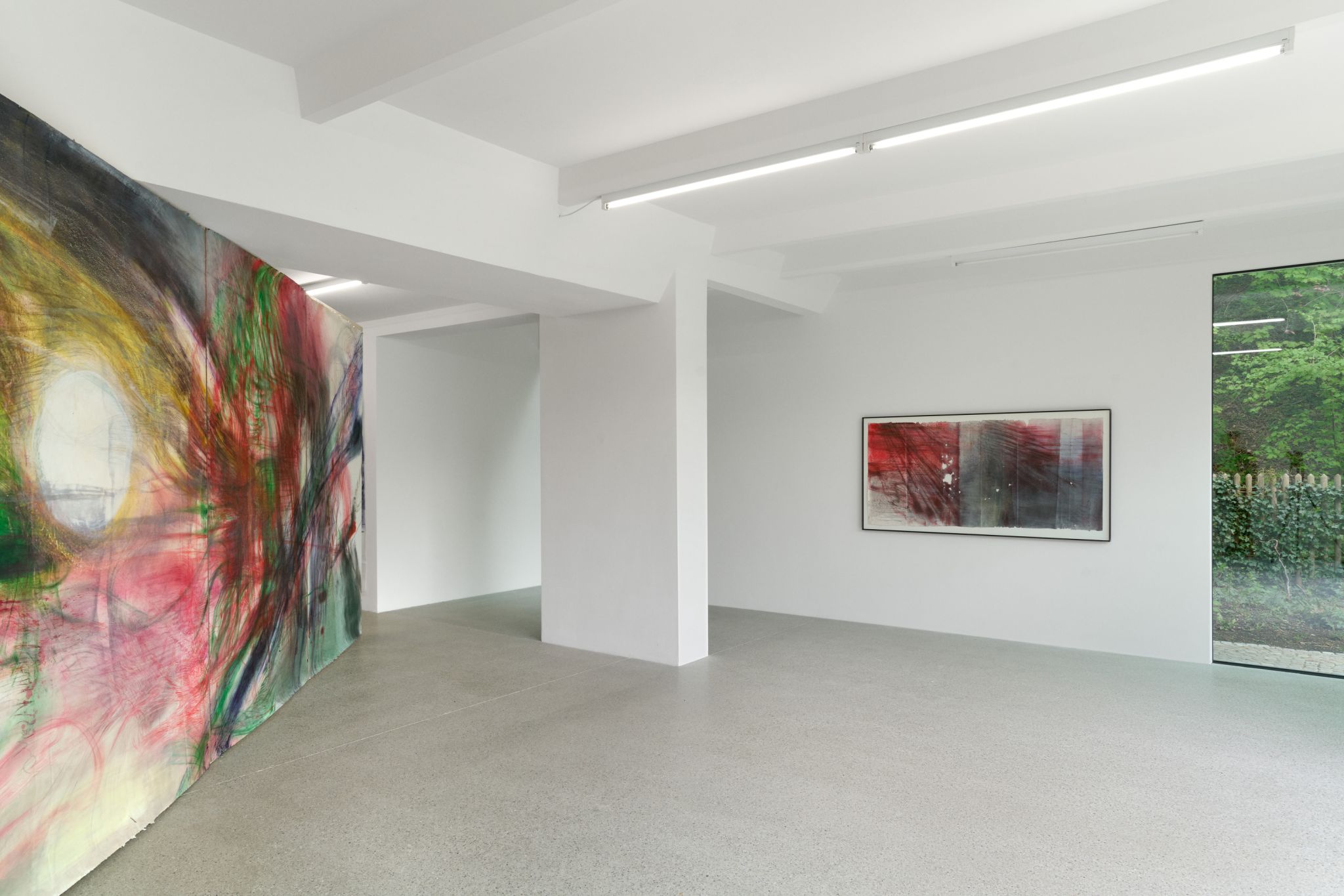 Installation view, Maria VMier, Bilder, Deborah Schamoni, 2025