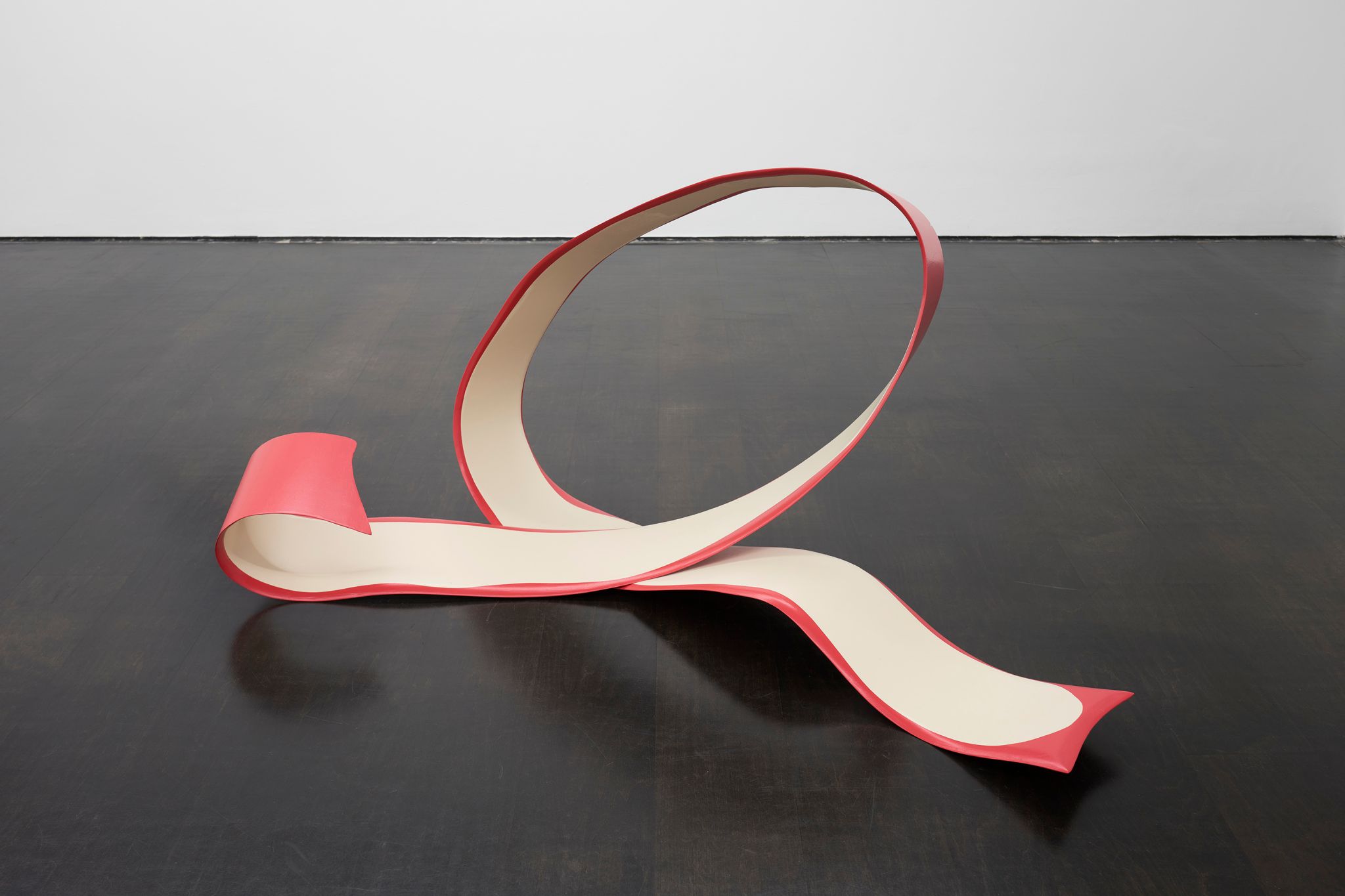 Judith Hopf, Rest (Apple peel 2), 2021, Painted plywood, 77 ⁠× ⁠158 ⁠× ⁠125 ⁠⁠cm