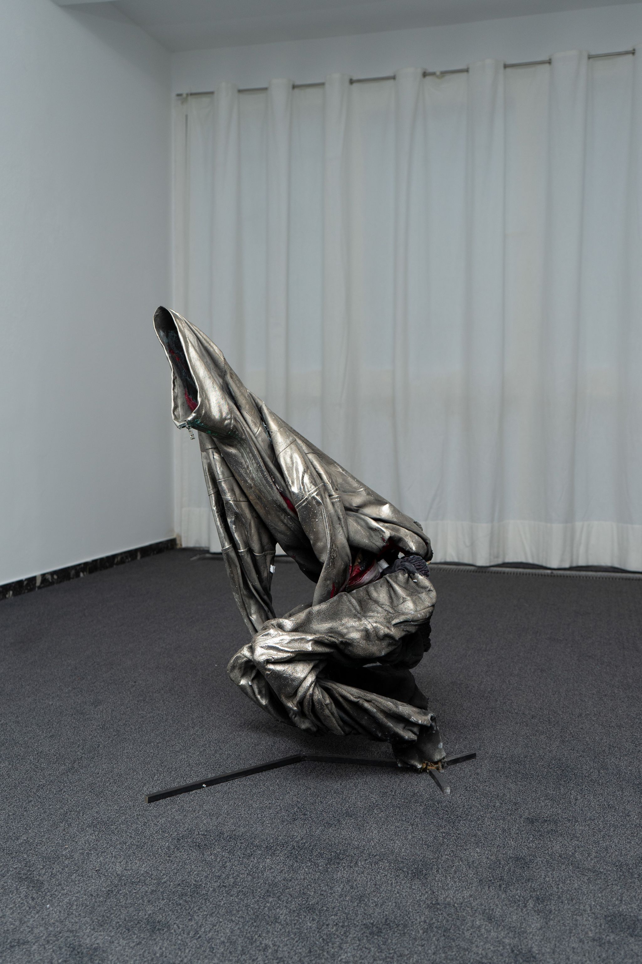 Tobias Spichtig, Theresa, 2018, Epoxy, nickel-coated, 89 ⁠× ⁠74 ⁠× ⁠45 ⁠⁠cm